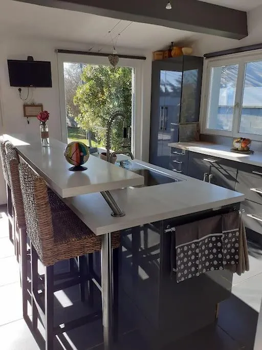 Maison Climatisee Avec Piscine Entre Alpilles Et Camargue Αρλ Σπίτι διακοπών