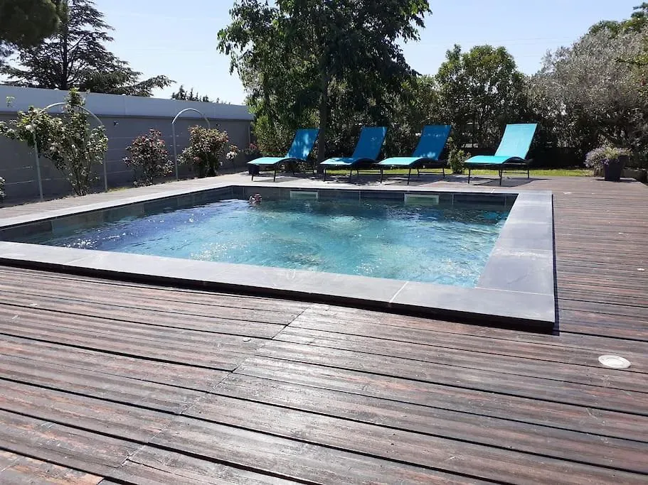 Maison Climatisee Avec Piscine Entre Alpilles Et Camargue Arles